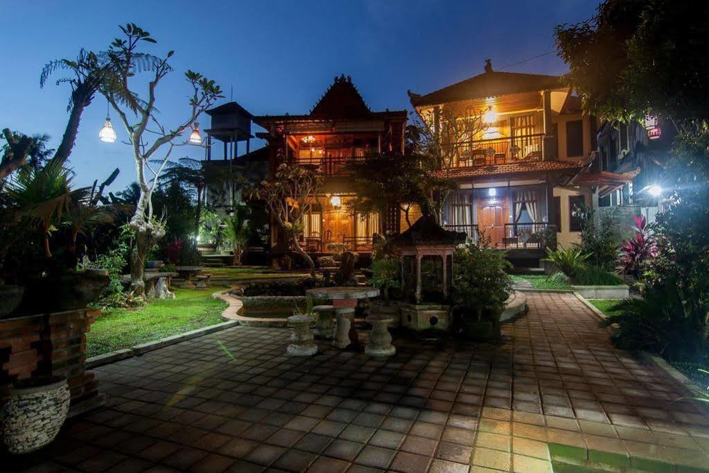 Ganesha Ubud Inn Buitenkant foto